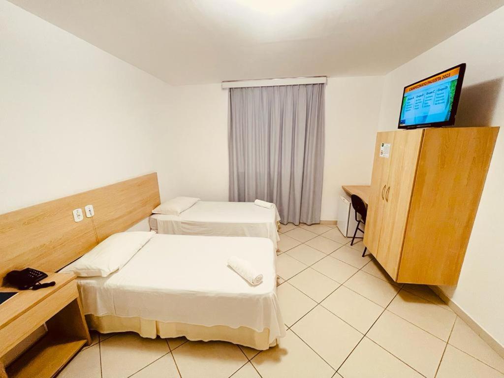 Pioneiro Hotel Teixeira de Freitas Bagian luar foto